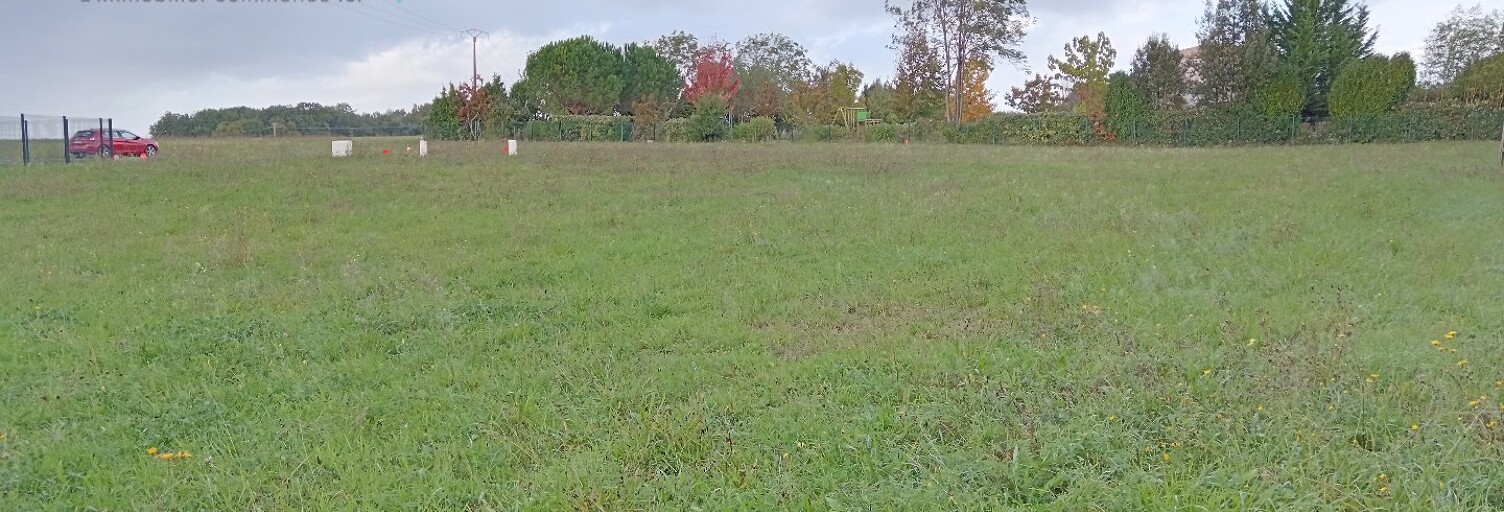 Terrain  897 m² à vendre à Taillebourg (17350)