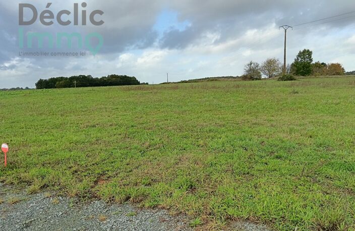 TERRAIN CONSTRUCTIBLE VIABILISE 893 m² — photo 2