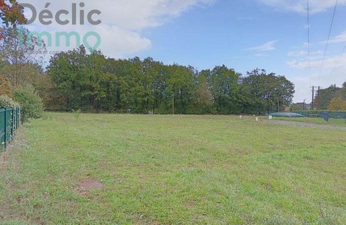 TERRAIN CONSTRUCTIBLE VIABILISE 776 m² — photo 2