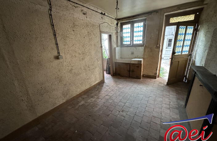 Immeuble de 200m2 à rénové sur un terrain de 80m2 — photo 3