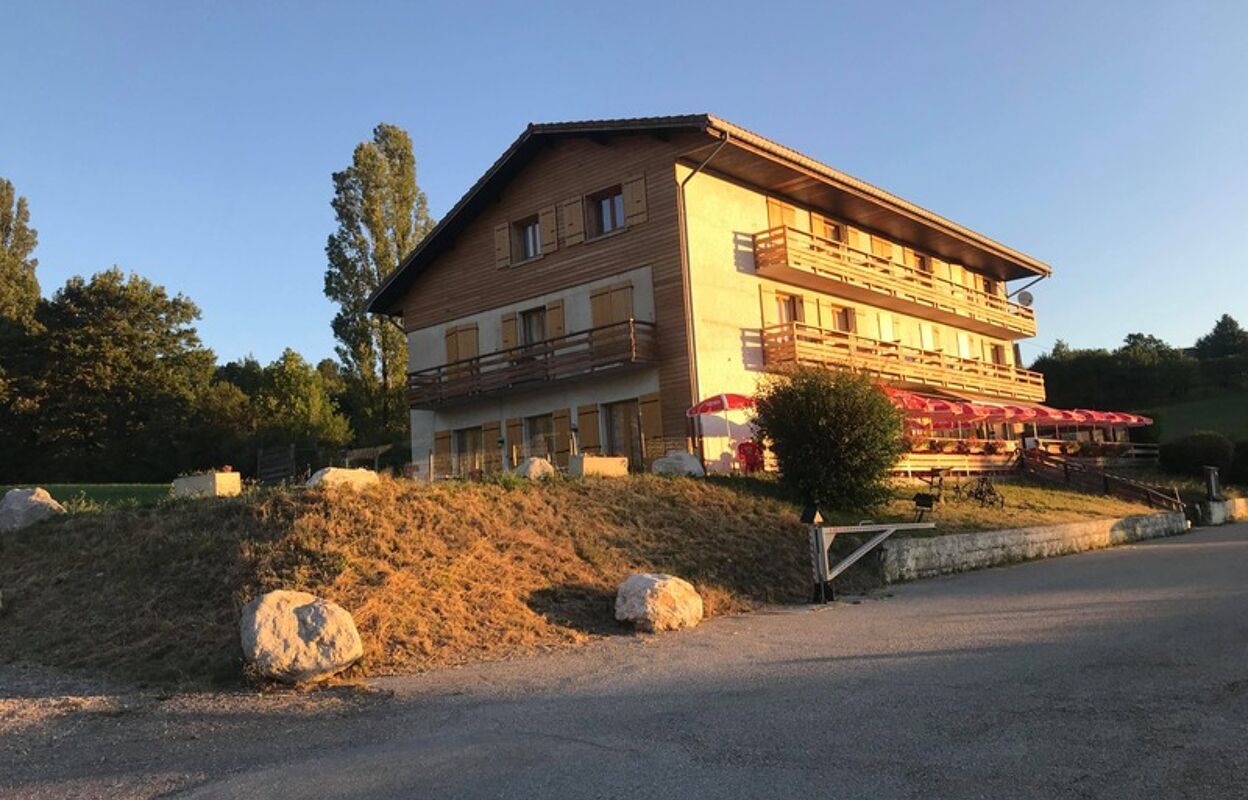 immeuble  pièces 958 m2 à vendre à Percy (38930)