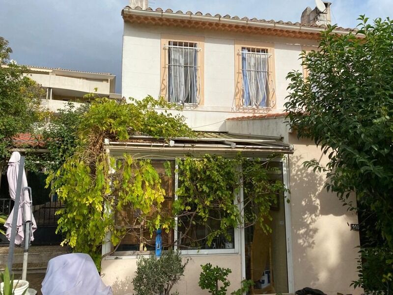 Villa / Maison 4 pièces  à vendre Marseille 9eme 13009