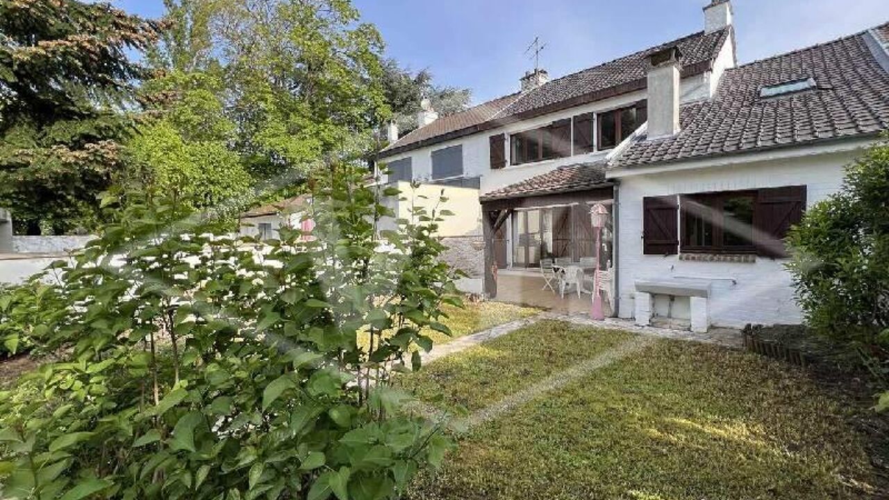 maison 7 pièces 130 m2 à vendre à Combs-la-Ville (77380)