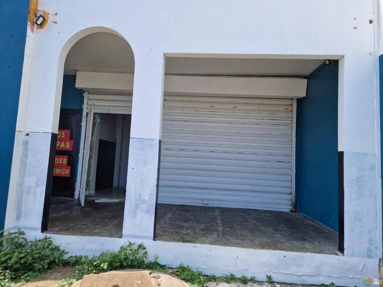 LOCAL COMMERCIAL  ST-PIERRE, ILE DE LA REUNION — photo 1