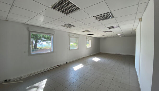 Bureau 10 pièces  à louer Murette (La) 38140
