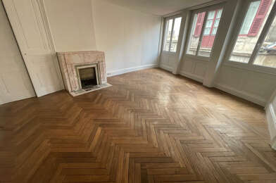 Appartement 4 pièces 740 €