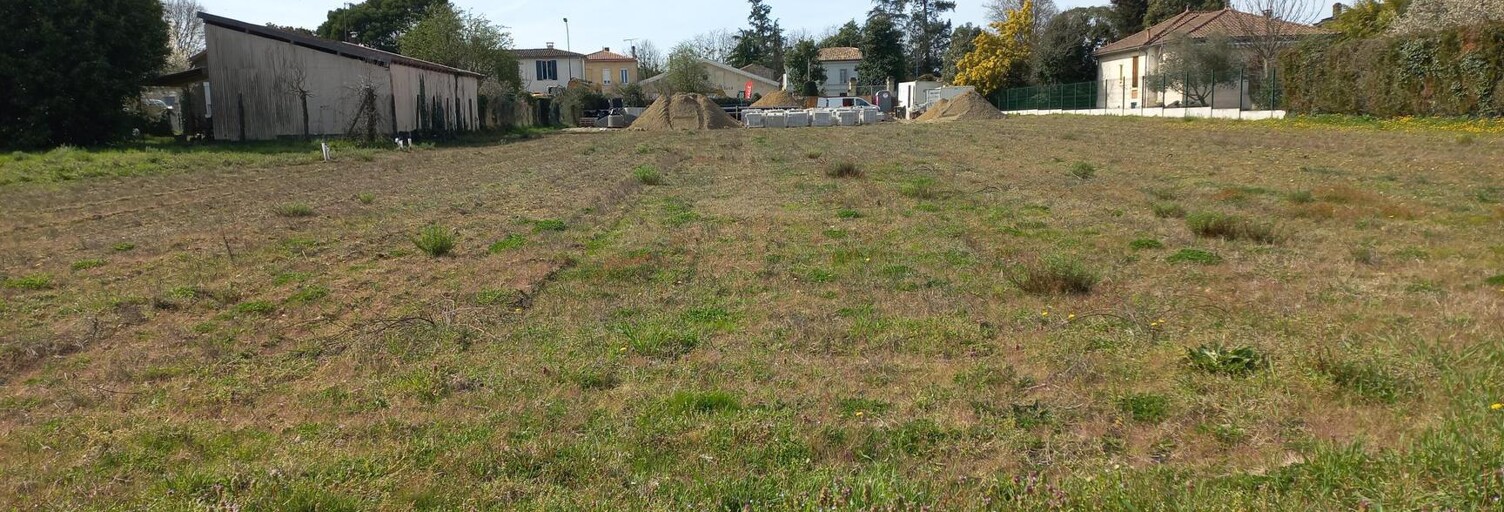 Terrain  725 m² à vendre à Portets (33640)