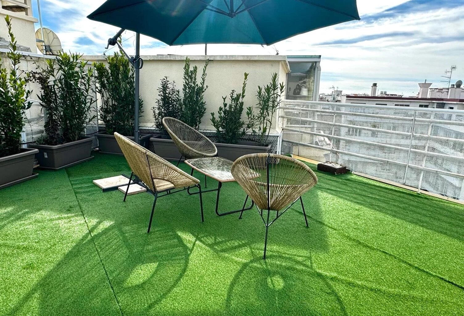 GAMBETTA  _  3 pièces  terrasse — photo 1