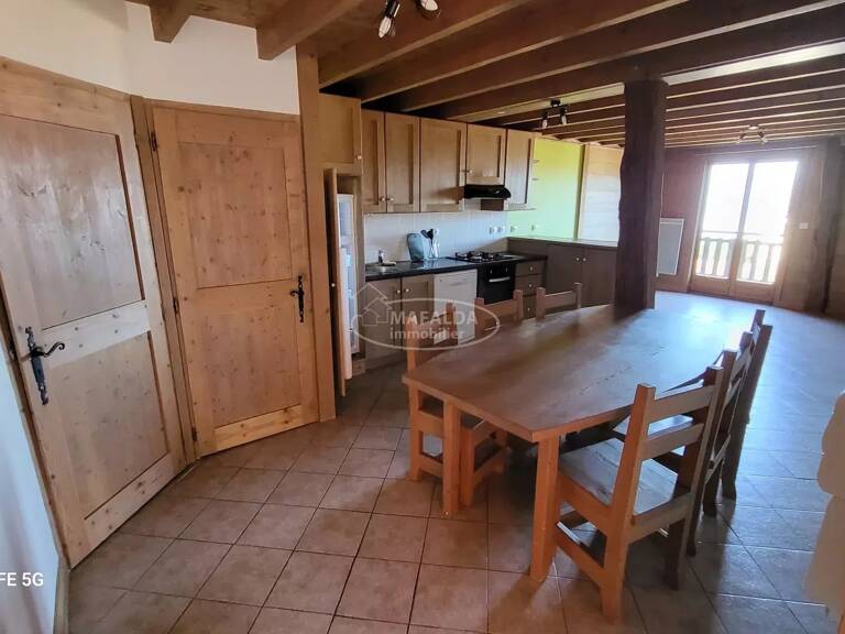 Location T3 BRIZON — photo 1