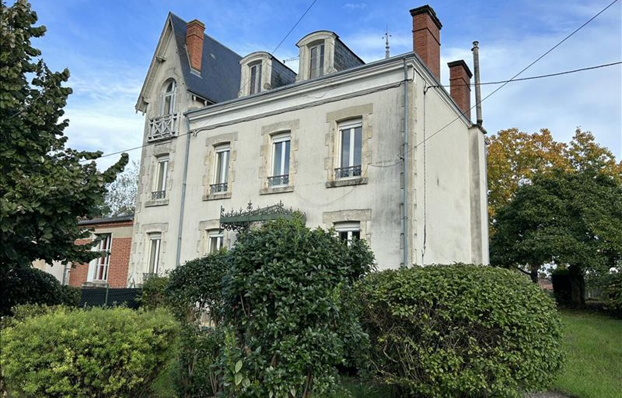 maison 6 pièces 149 m2 à vendre à Vierzon (18100)