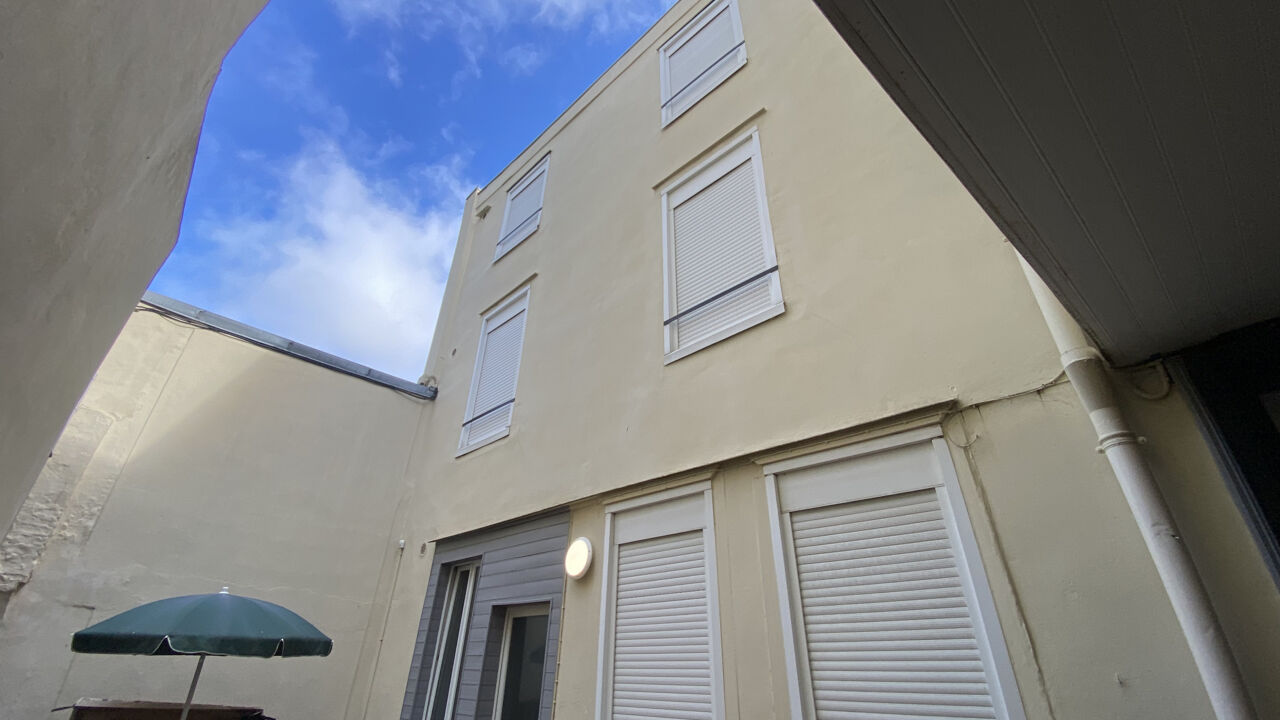 immeuble  pièces 145 m2 à vendre à Amiens (80000)
