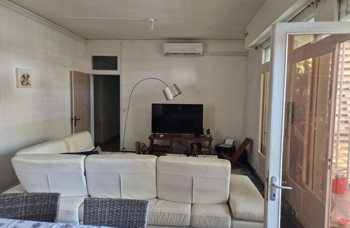 APPARTEMENT T4 RDC AVEC JARDIN PRIVATIF DE 160M2 ST-DENIS CENTRE VILLE ILE DE LA REUNION — photo 3