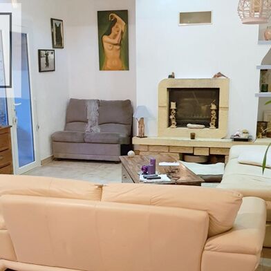 Maison 6 pièces 645750 €