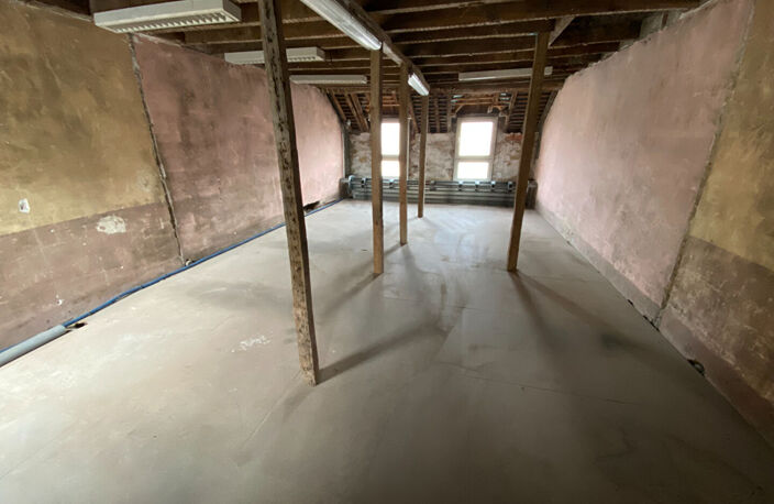 LOCAL COMMERCIAL AUBIGNY SUR NERE - 148.3 m2 — photo 4