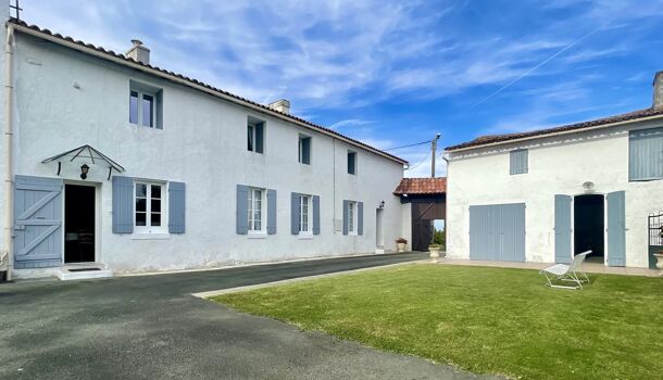 Villa / Maison 8 pièces  à vendre Écoyeux 17770