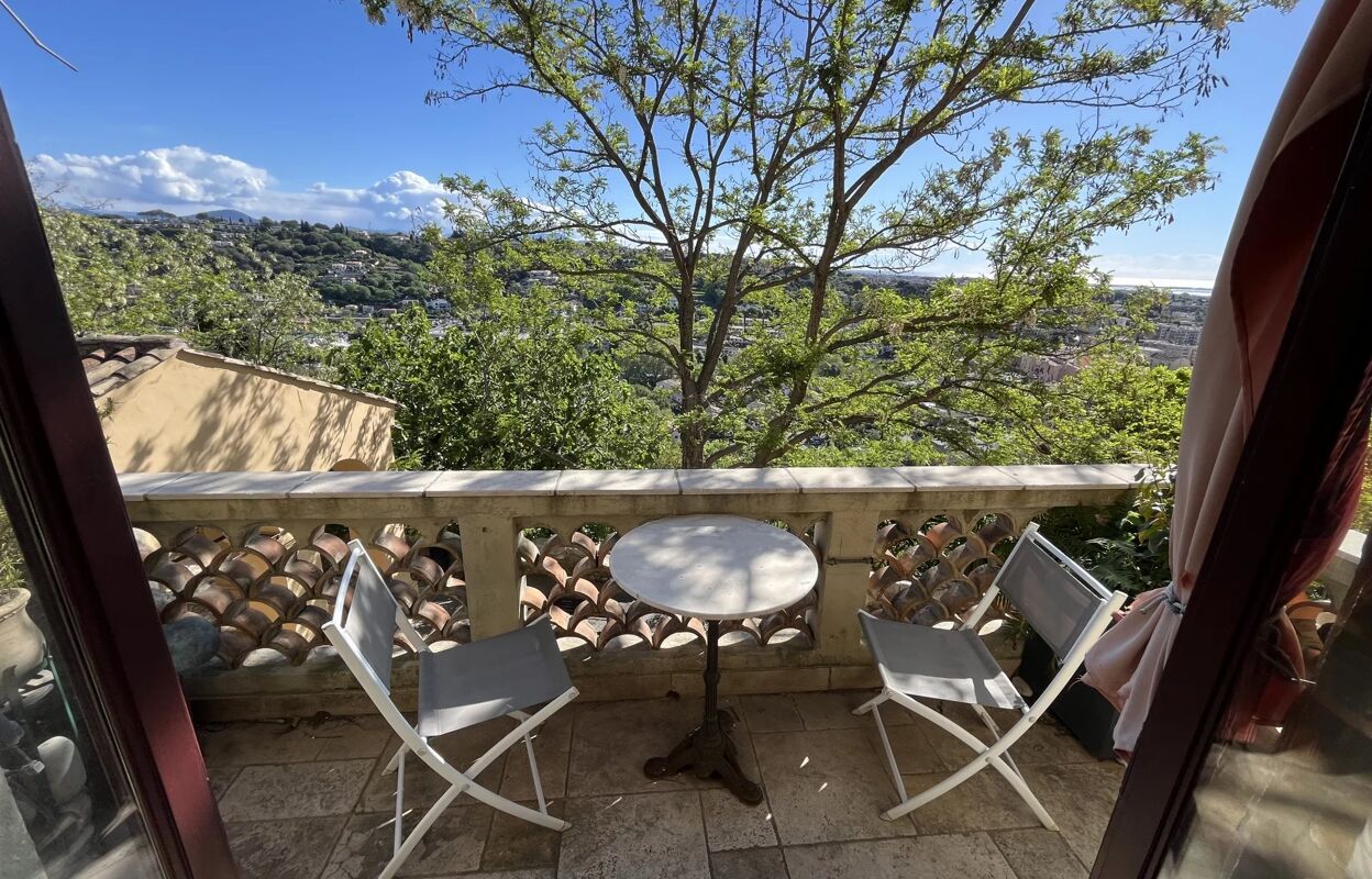 maison 4 pièces 75 m2 à vendre à Cagnes-sur-Mer (06800)