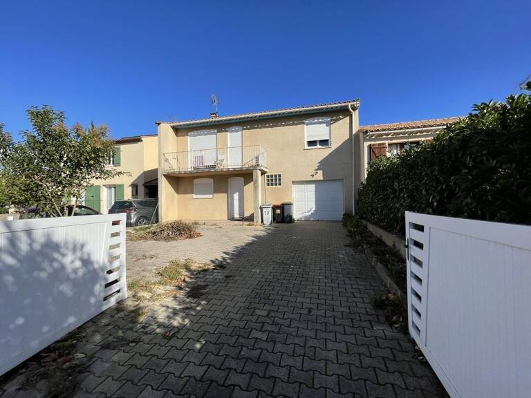 Maison grand garage — photo 1
