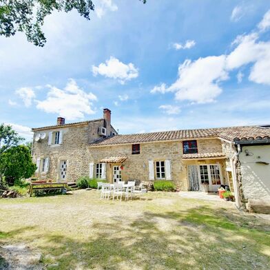Maison 8 pièces 399500 €