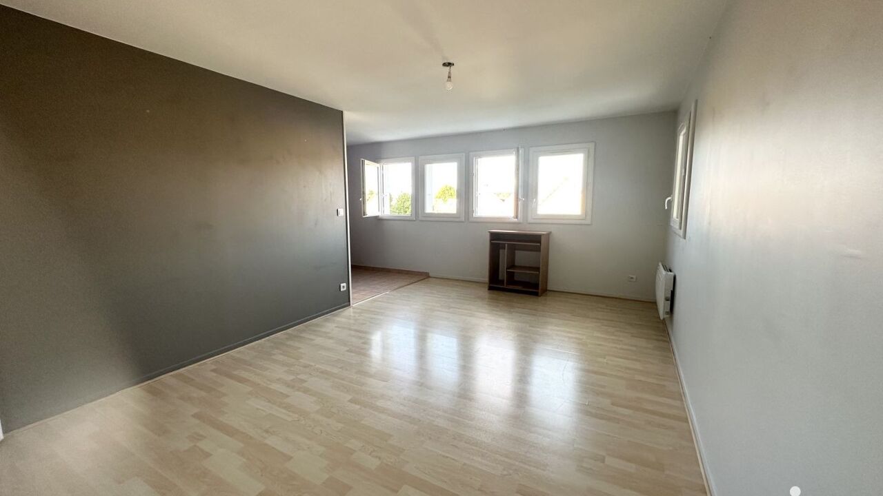 appartement 3 pièces 68 m2 à vendre à Lésigny (77150)