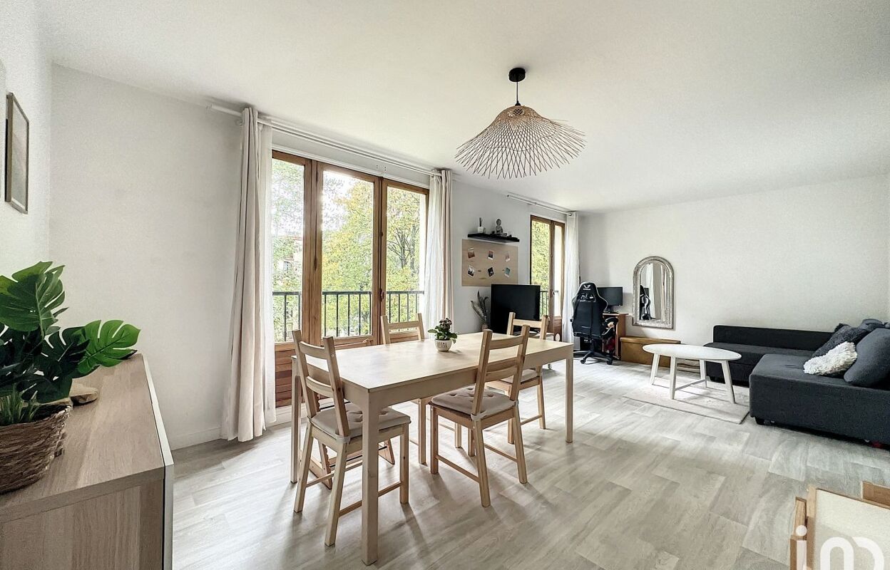 appartement 5 pièces 83 m2 à vendre à Brie-Comte-Robert (77170)