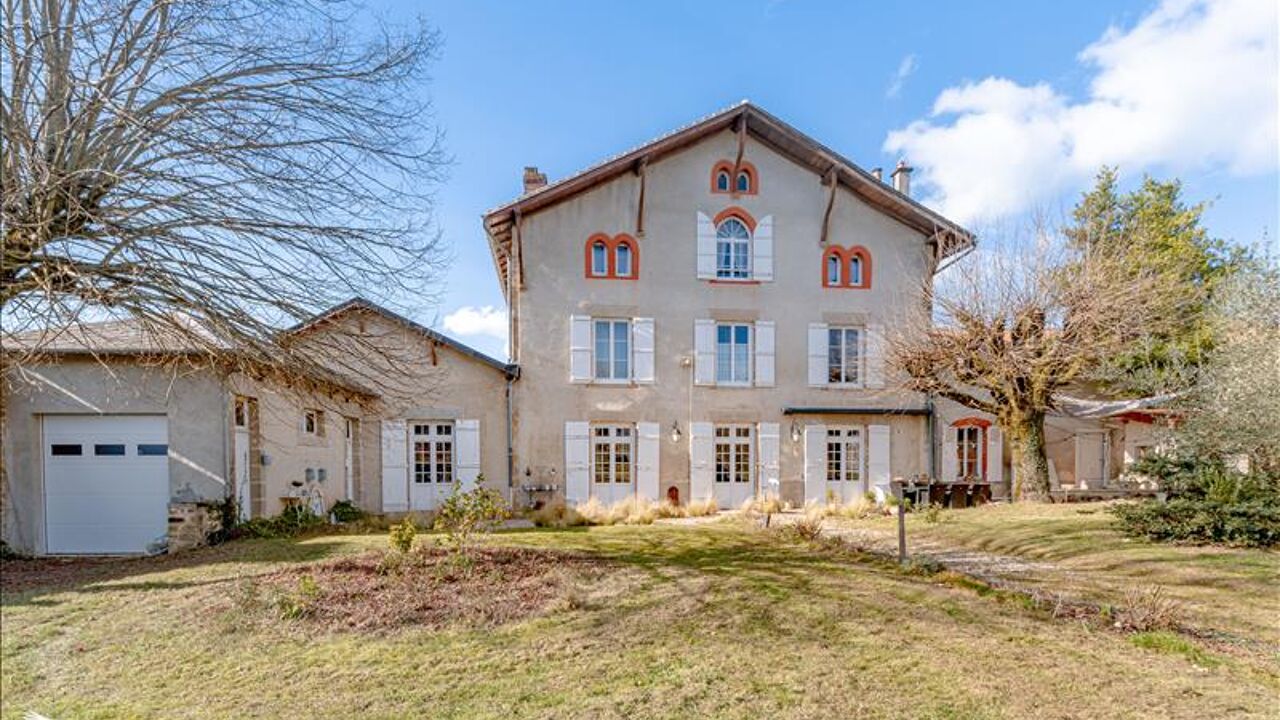 maison 11 pièces 403 m2 à vendre à Saint-Junien (87200)