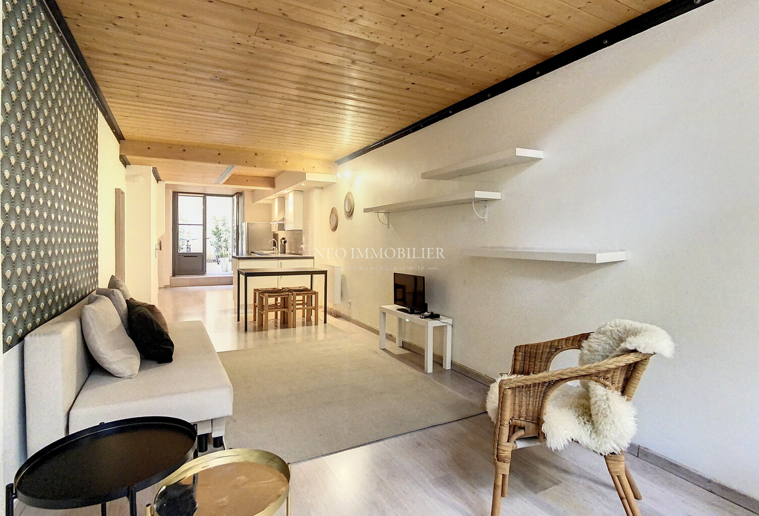 IMMEUBLE DE STANDING / T3 / CAVE/SECTEUR RECHERCHE — photo 1