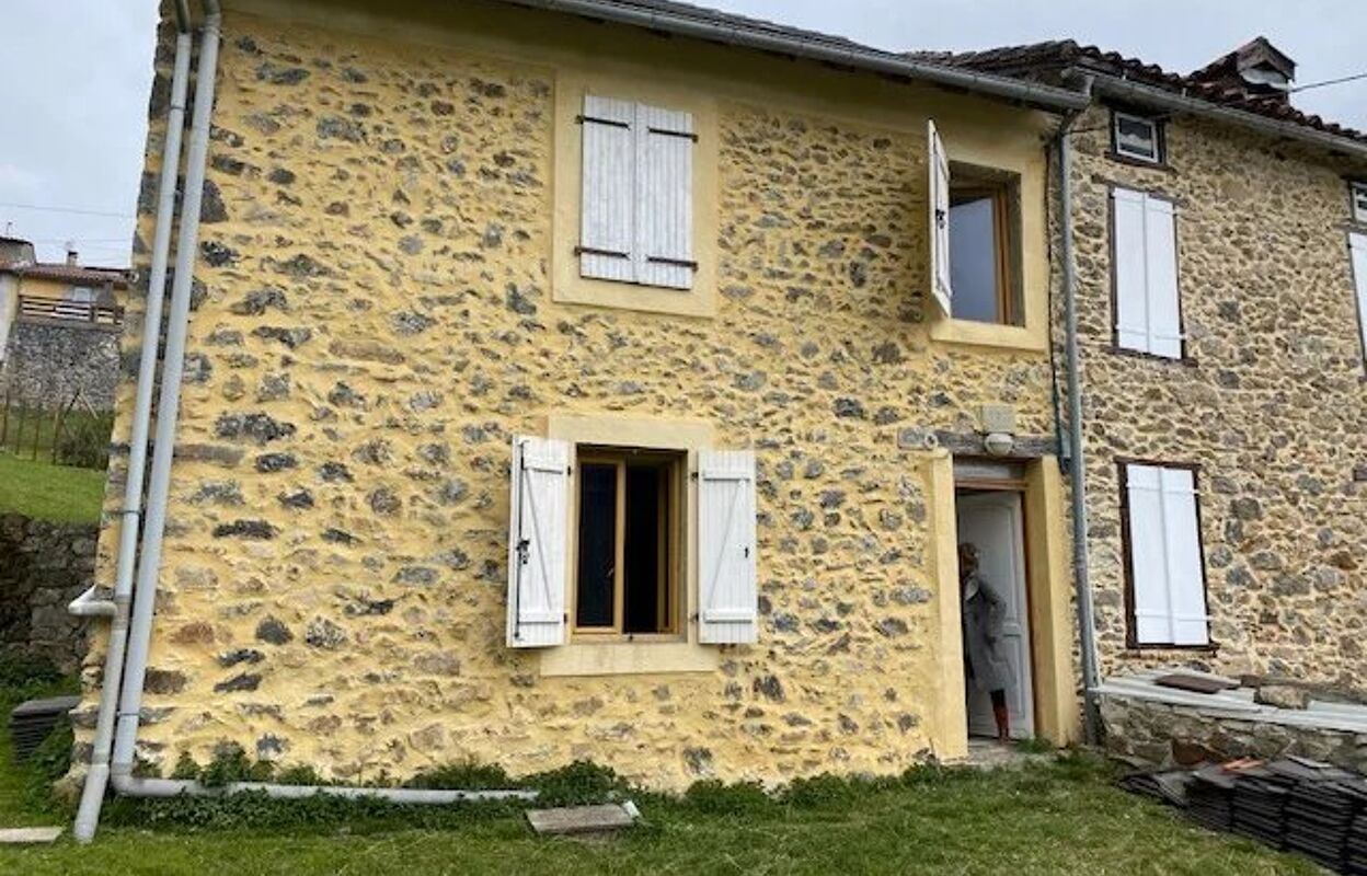 maison 3 pièces 54 m2 à Sengouagnet (31160)