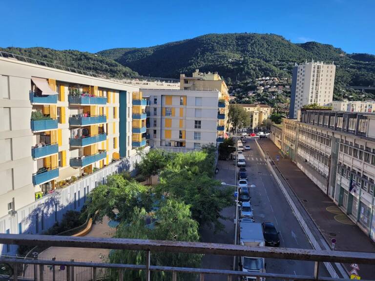 2 pièces balcon parking — photo 1
