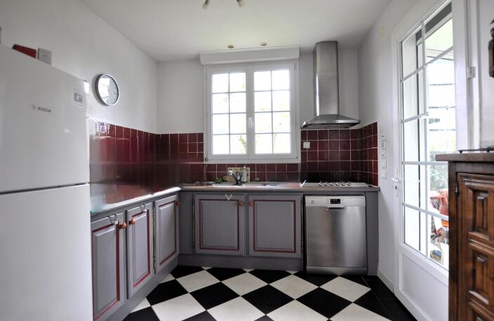 Vente maison 7 pièces 166 m² Créon (33670) — photo 5