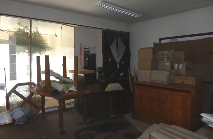 LOCAL COMMERCIAL — photo 3