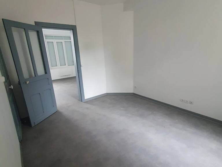 Maison   à vendre  — photo 1