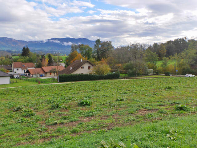 Maison neuve de 108 m² jumelée par le garage sur les premières hauteurs d'Entrelacs — photo du bien