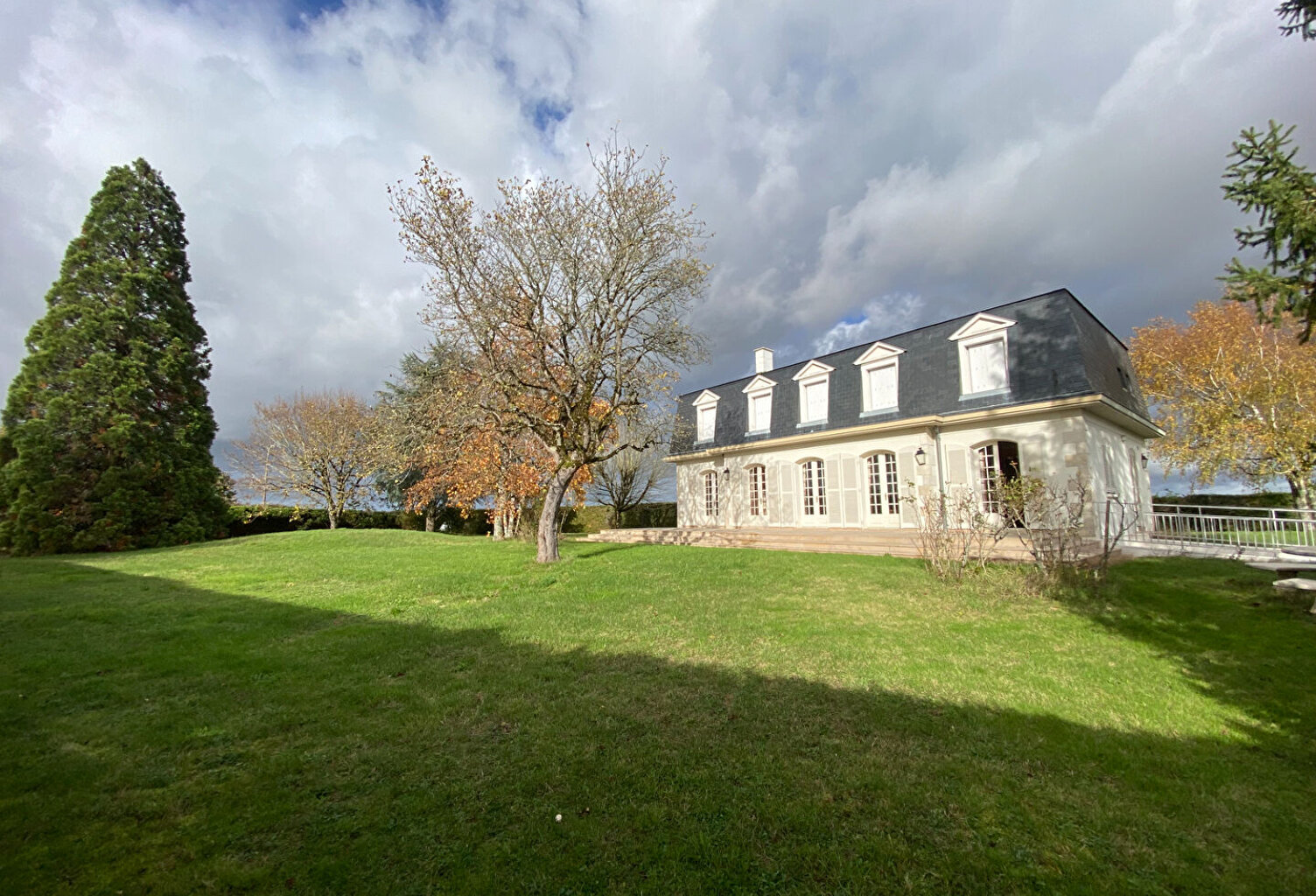 Maison Pigny 9 pièce(s) 185 m2 — photo 1