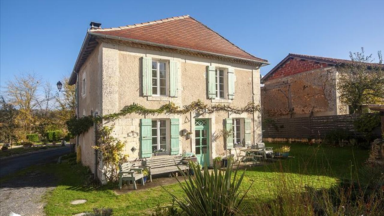 maison 6 pièces 174 m2 à vendre à Saint-Privat-en-Périgord (24410)