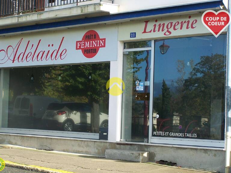 EMPLACEMENT DE 1ER CHOIX — photo 1