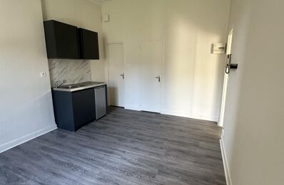 location appartement 450 € CC /mois à proximité de Coings (36130)