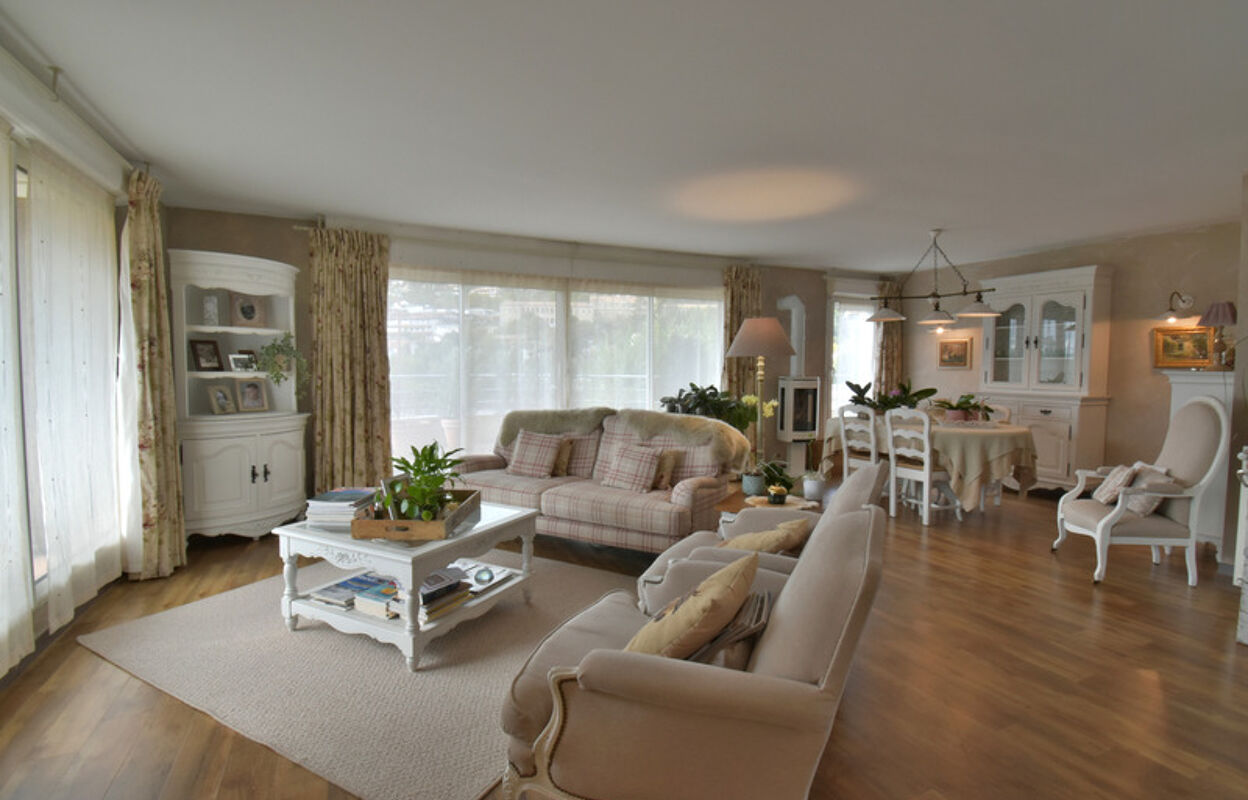 appartement 6 pièces 122 m2 à vendre à Digne-les-Bains (04000)