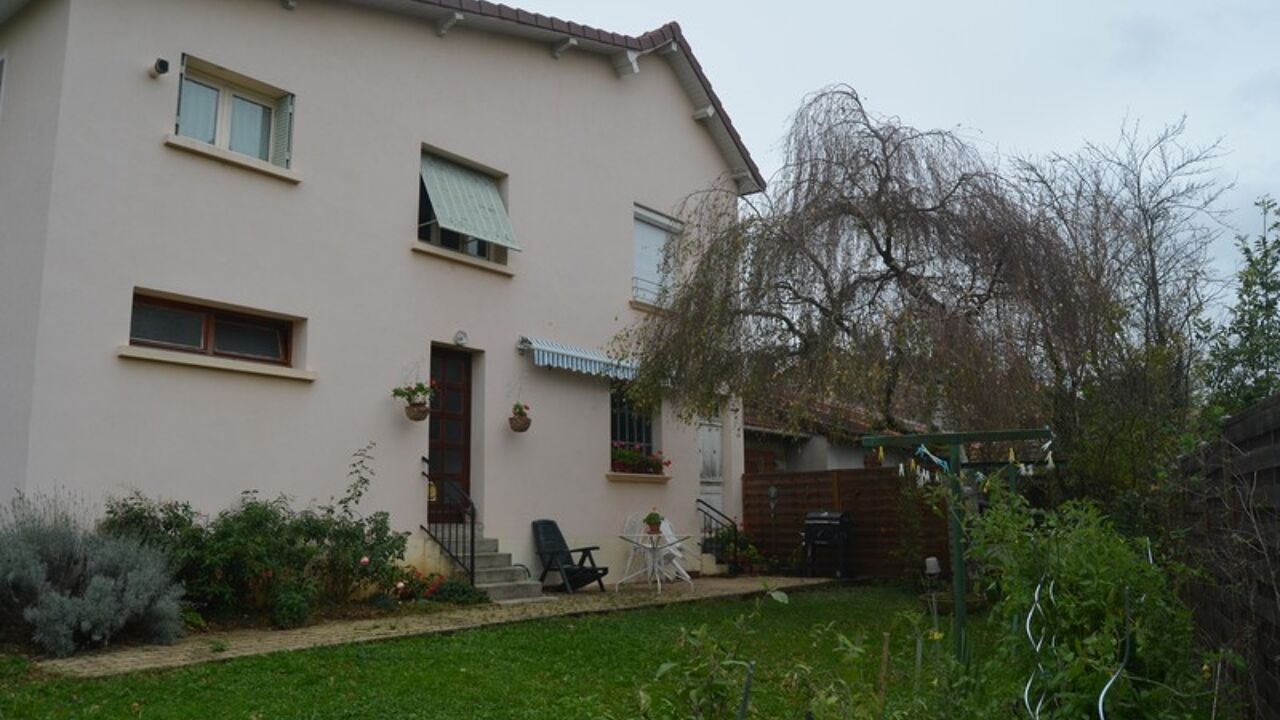 maison 4 pièces 96 m2 à vendre à Lons-le-Saunier (39000)