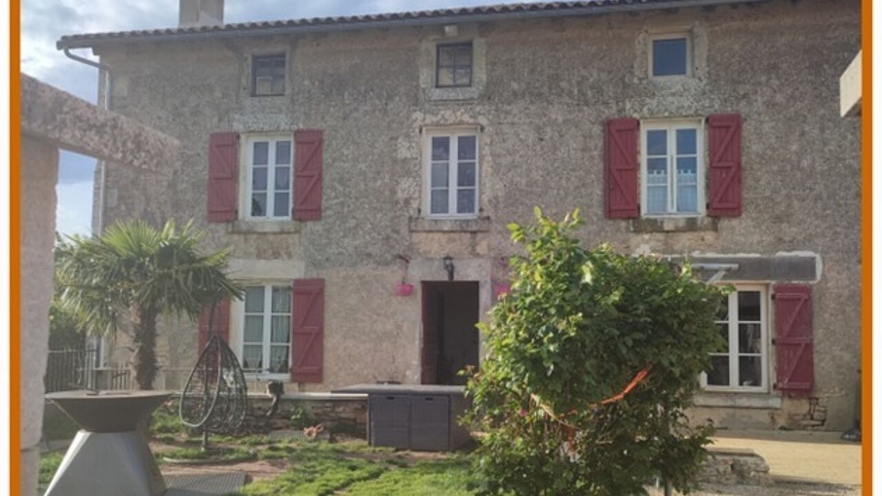 maison 5 pièces 143 m2 à vendre à Saint-Maixent-l'École (79400)