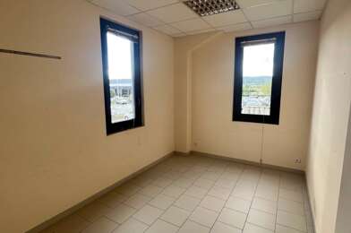 Commerce 5 pièces 930 €