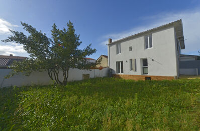 vente maison 241 800 € à proximité de Talmont-sur-Gironde (17120)