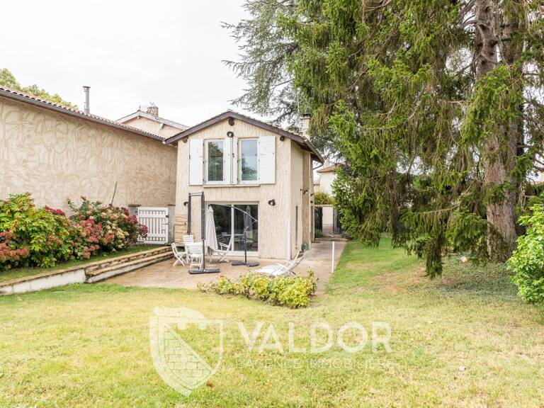 Maisonnette T3 en duplex meublé Quincieux — photo 1