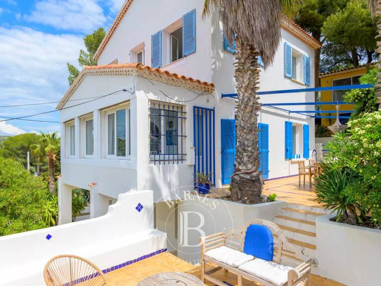 VENTE - CARRY LE ROUET - VILLA 198M² - VUE MER — photo 1