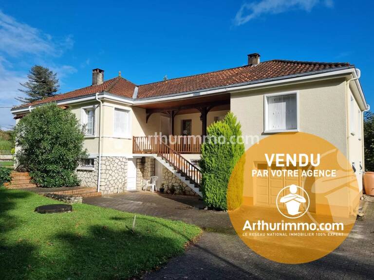 Maison 8 pièces, 4 chambres de 123 m² à st Astier — photo 1