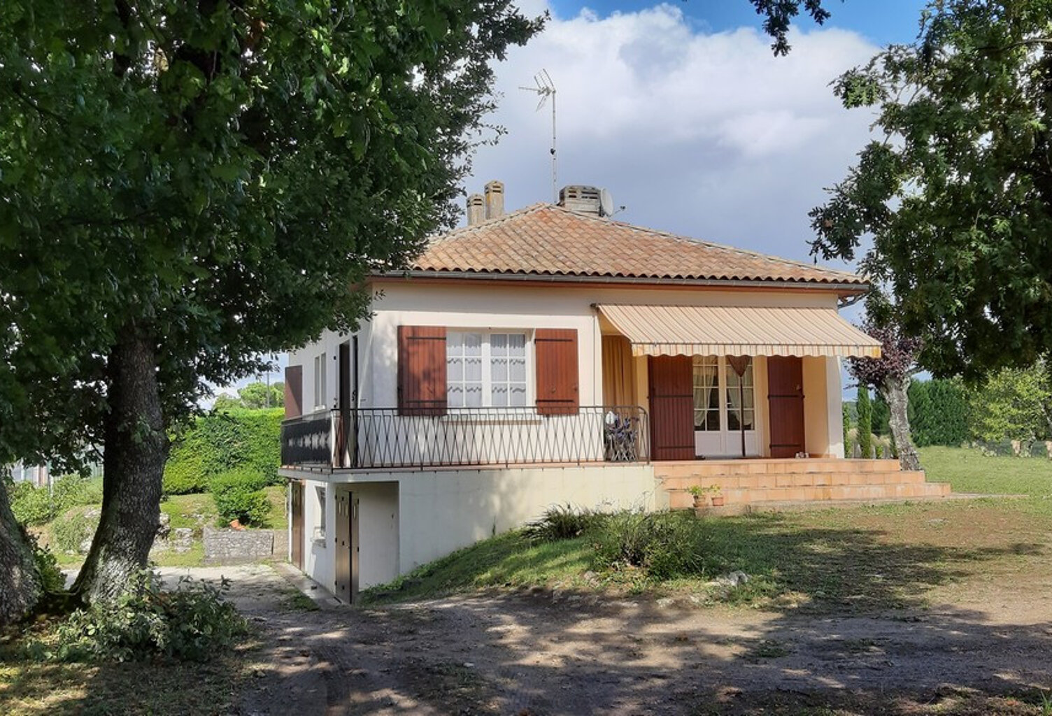 Attrayante maison sur sous-sol  — photo 1