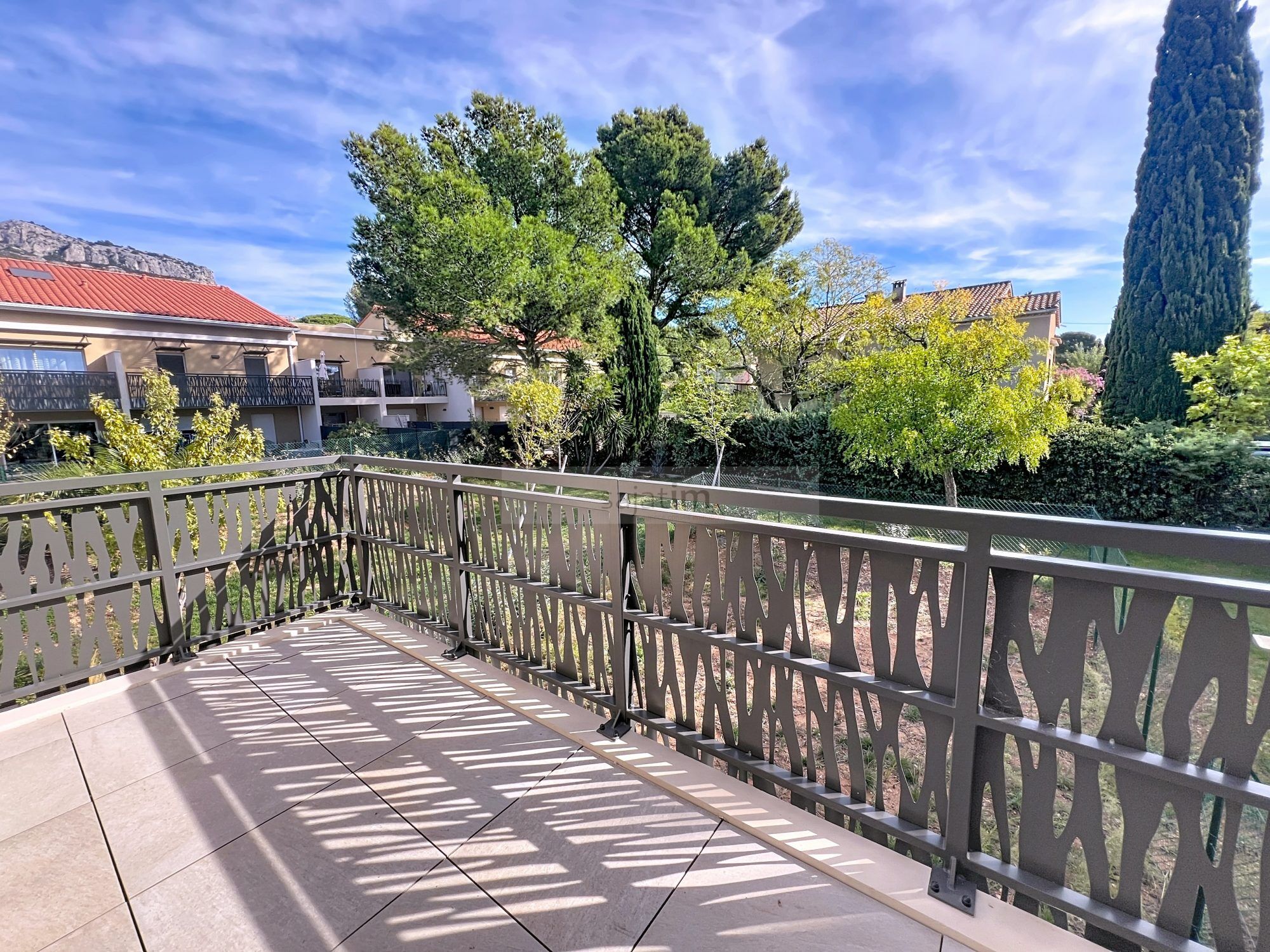 Agence immobilière de Sajatim