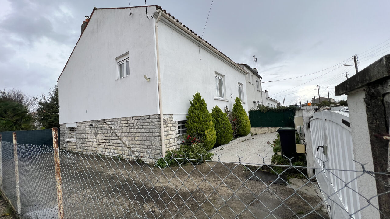 maison 7 pièces 138 m2 à vendre à Saintes (17100)