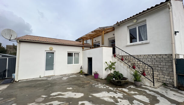 Villa / Maison 7 pièces  à vendre Saintes 17100