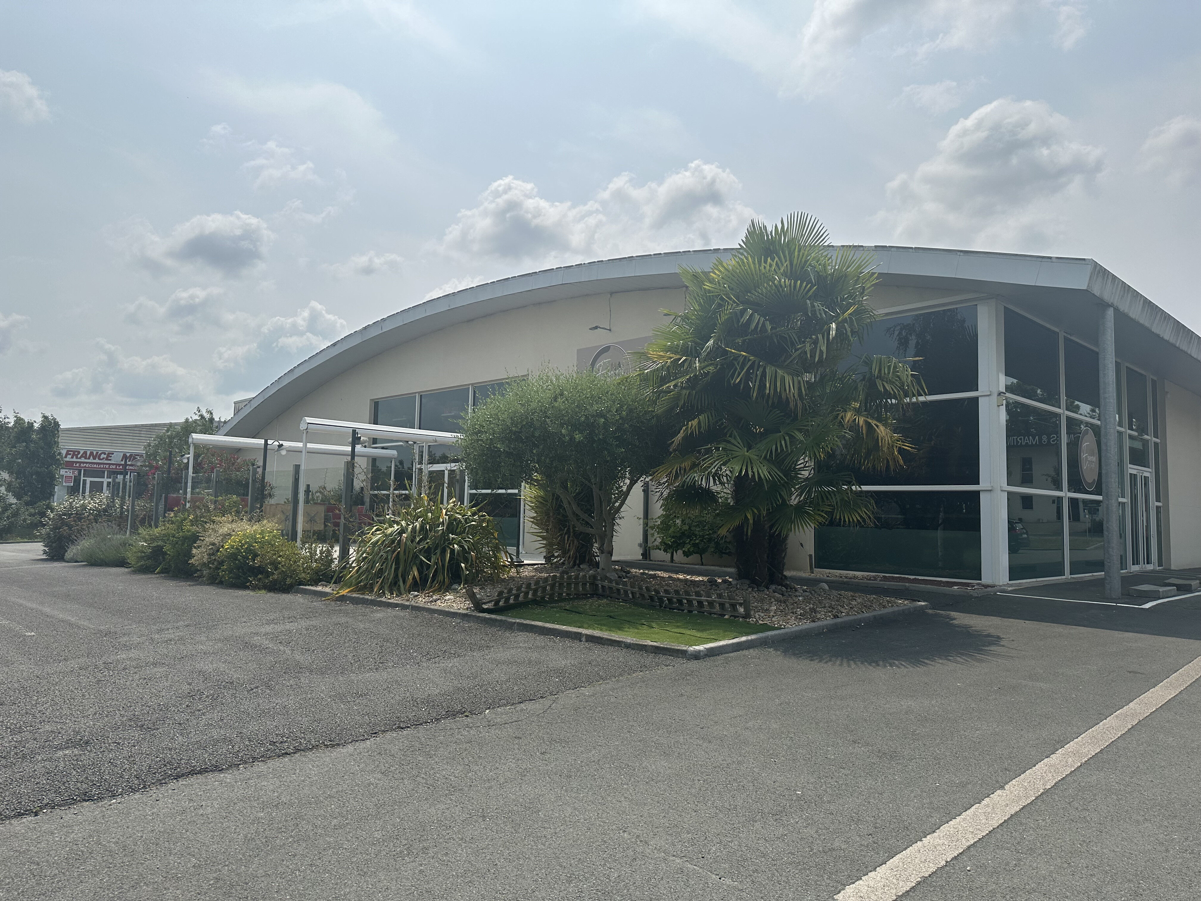 Local commercial  à louer Saint-Georges-des-Coteaux 17810