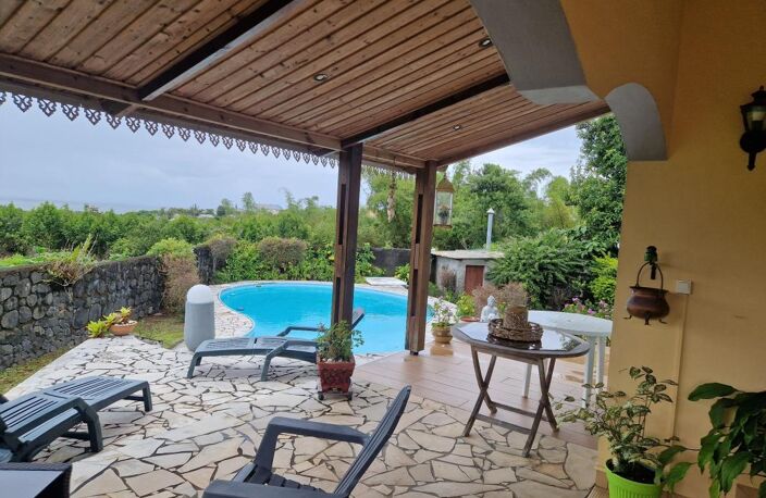 VILLA AVEC PISCINE A VENDRE ST-BENOIT ILE DE LA REUNION — photo 3